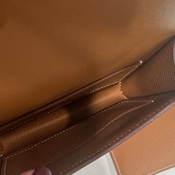 Hermes Constance Slim in Gold - Picture 7 of 11